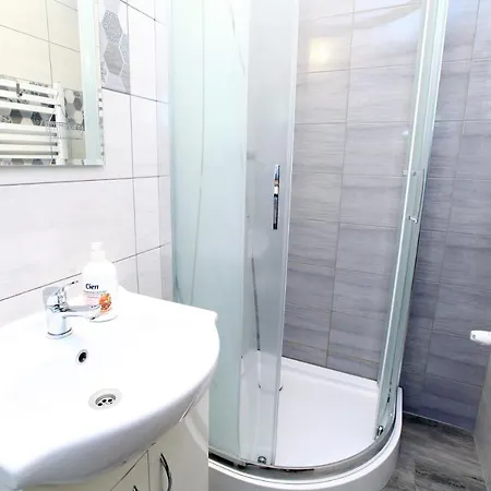 Pod Kasztanem Habitación en casa particular *